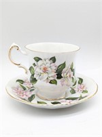 Paragon Fine Bone Chine With Flowers Tea Cup