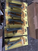 3/8 x 4“ carriage bolts