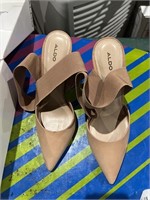 Size 7 1/2 tan suede high heels