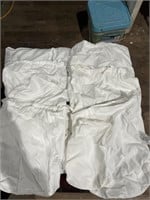 8 white cotton bags with drawstring?
