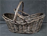 Basket w/ handles