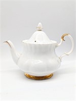White Val D'or Royal Albert Bone China Tea Pot