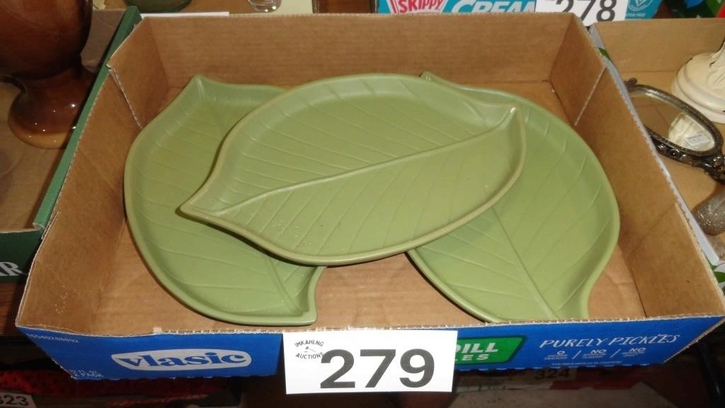 (3) Leaf Pottery Plates