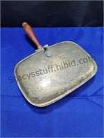 Vintage Silent Butler Crumb Tray