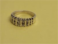 RING SIZE 9 MARKED 925 CZ STONES