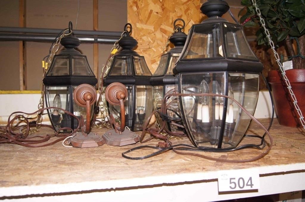 (3) Outdoor Lantern Light Fixtures