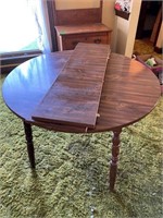 42" dining table w/ extra leaf