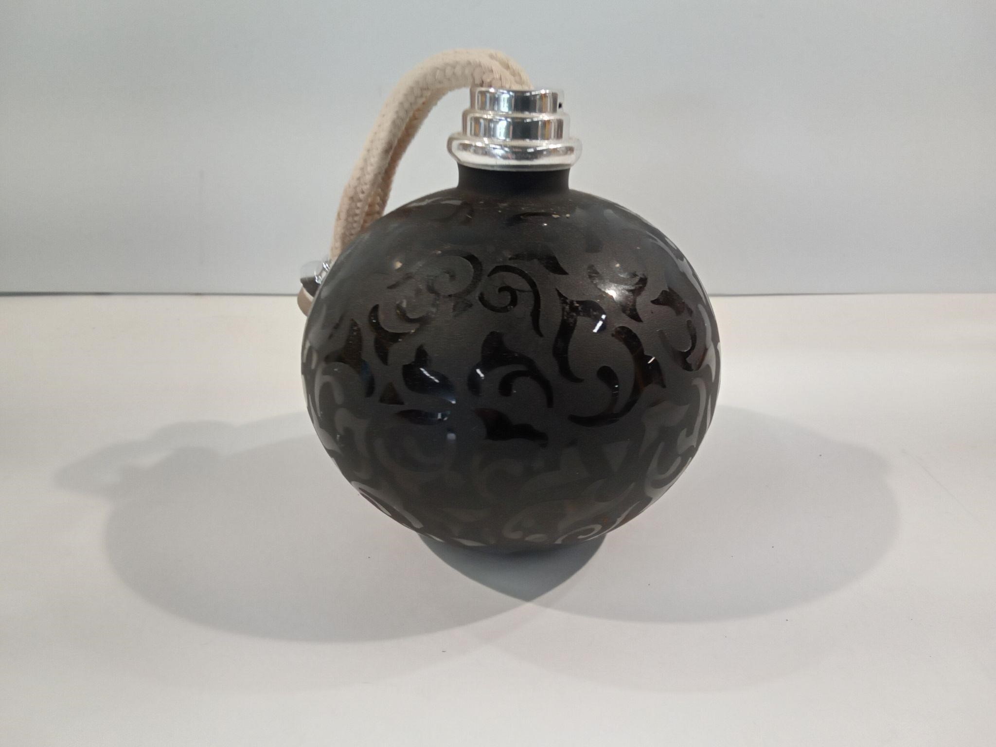 Black Round Glass Oil Lamp