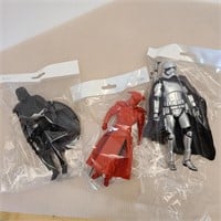 3 Star Wars Action Figures with Accessories