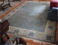 Large area rug, 101 x 142