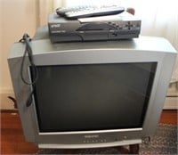Magnavox TV w/ remote