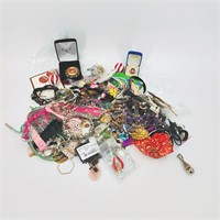 Lot of Jewelry for Crafting, Repair, and Wear