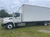 2016 Hino 268 Box Truck 26ft