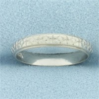 Antique Flower Design Band Ring in 18k White Gold