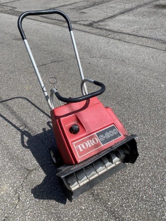 TORO snow blower- poor condition