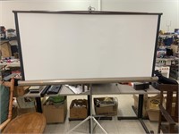 Vntg Pull Down Collapsable Video Screen