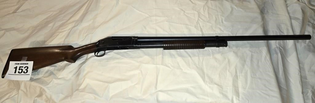 Winchester Moder 97 12 ga. 2-3/4 full....