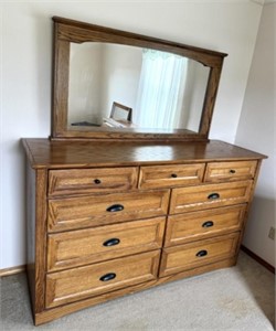 9 Drawer Dresser w/ Mirror