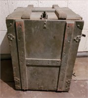 Mid-century US Army Drawer storage chest