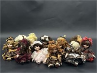 Selection of 5in Unbranded Collectable Dolls