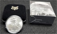 2002 Silver Eagle w/ Display Case BU