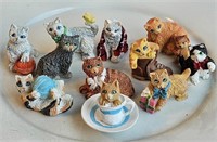 Plastic Miniature Cats -Good Size for Doll Houses