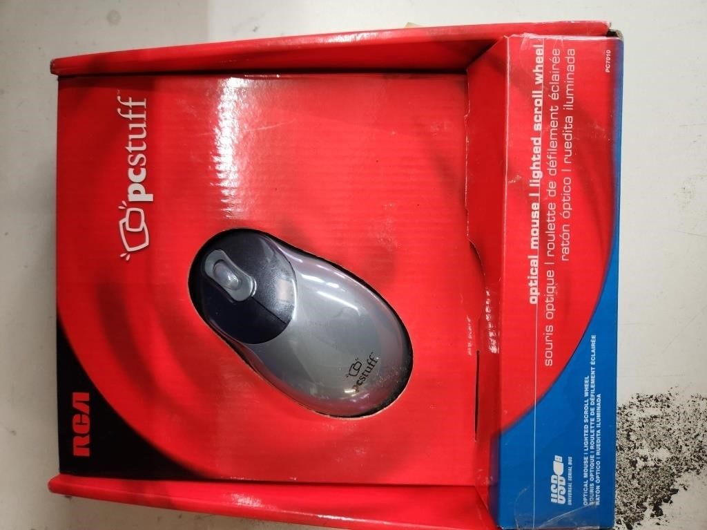 RCA Optical Mouse With Lighted Scroll Wheel