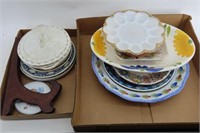 2 Trays Ceramic Platters, Collectible Plates