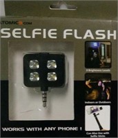 Atomic9 Selfie Flash, Works With Any Phone, Black
