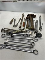 WRENCHES   HAMMERS
