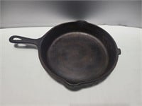 Griswold cast iron pan