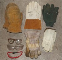 ASSORTED GLOVES AND SAFETY GLASSES