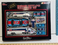 Limited Edition Richard Petty #43 Collectors Set