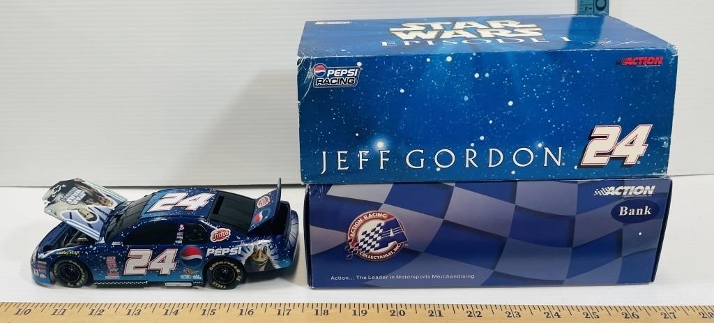 Jeff Gordon Star Wars Episode 1 D/C Car
