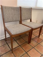 Lot of 2 Mid Century Dining Chairs