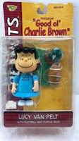 Lucy Charlie Brown figure 5in