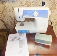 BROTHER SEWING MACHINE - LS-2125