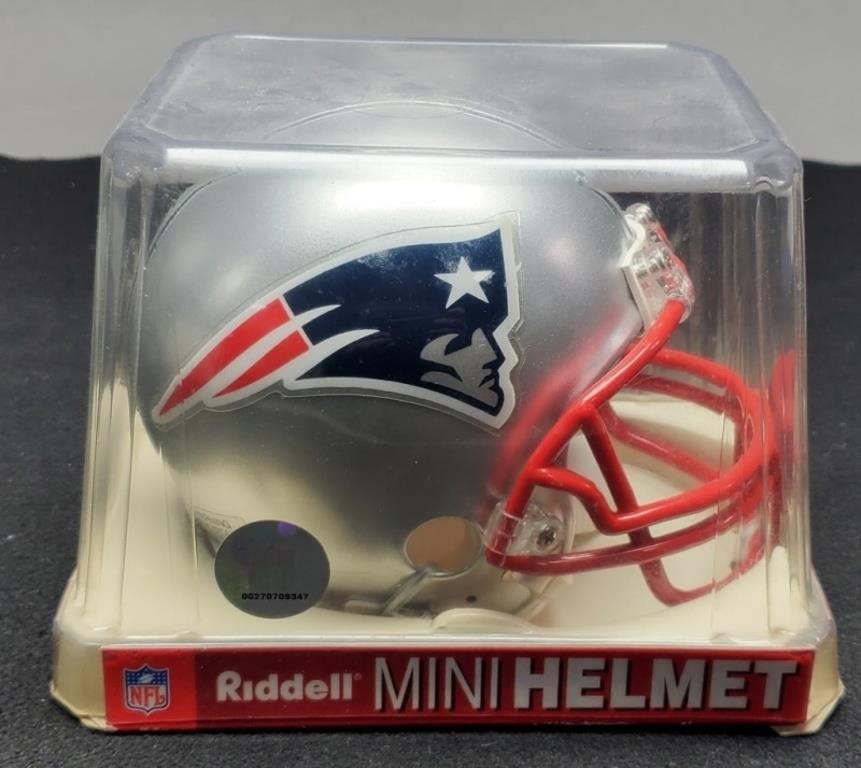Patriots Mini Helmet