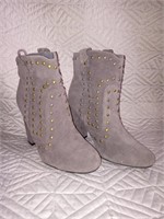 C9) Rue21  8/9 new booties grey with studs