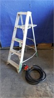 4 Step Ladder & Propane Hose w/pressure gauge