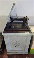 WHEELER AND WILSON VINTAGE SEWING MACHINE IN