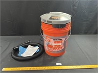 Bucket Head Vacuum Kit