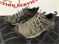 Keen Men’s 9 Hiking Shoes Lace Up Waterproof
