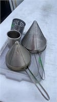 LOT OF 4 PCS ASSORTED KITCHEN SUPPLIES