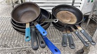 LOT OF 10 PCS OF COOKING PANS SIZE 8.75"-12 - 5/8"