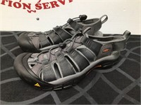 Keen Men’s 10.5 Grey Hiking Water Sandals Shoes