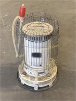 Large Dyna-Glo Kerosene Heater