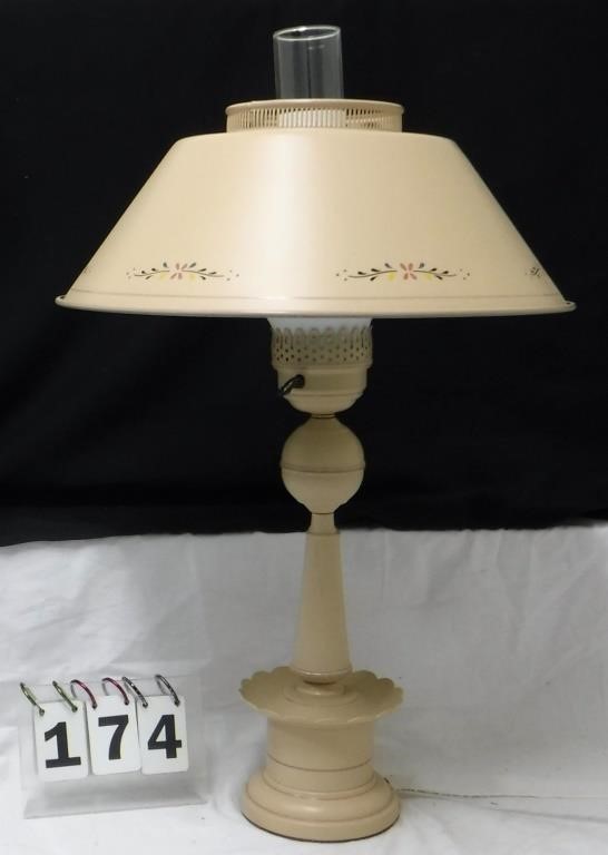 Colonial Style Heavy Metal Table Lamp