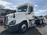 2015 Freightliner Cascadia 125