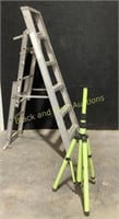 LED WorkLight Stand & 4' Step/ Extension Ladder